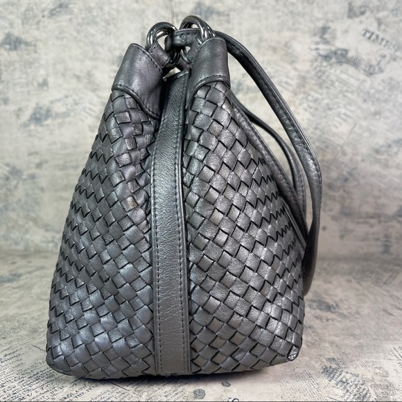 Vintage GANSON Small Grey Silver  Woven Leather Crossbody/shoulder  bag - Picture 2 of 12